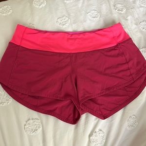 Lululemon size 4 speed up shorts! 2.5 length